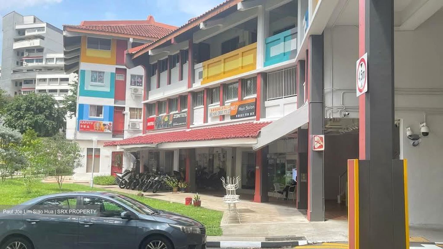 Jurong East Street 31 (D22), Shop House #584172101